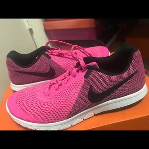 Nike Flex Experience RN 5